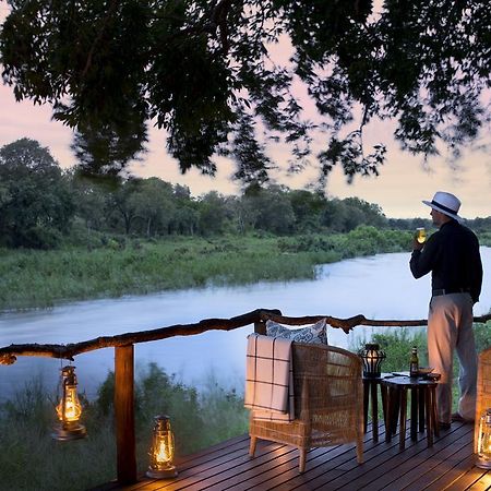 Lion Sands - Tinga Lodge スククザ エクステリア 写真