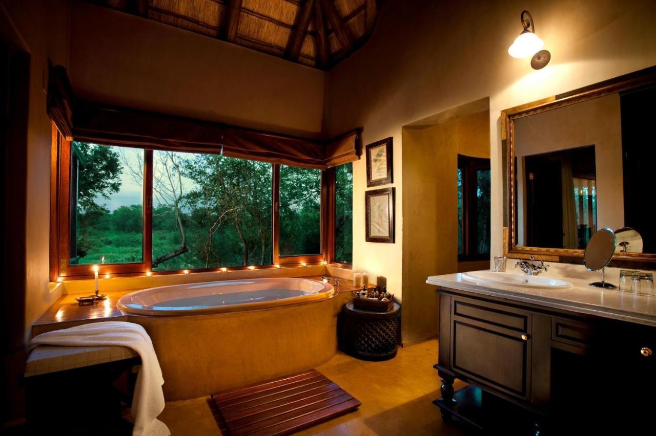 Lion Sands - Tinga Lodge スククザ エクステリア 写真