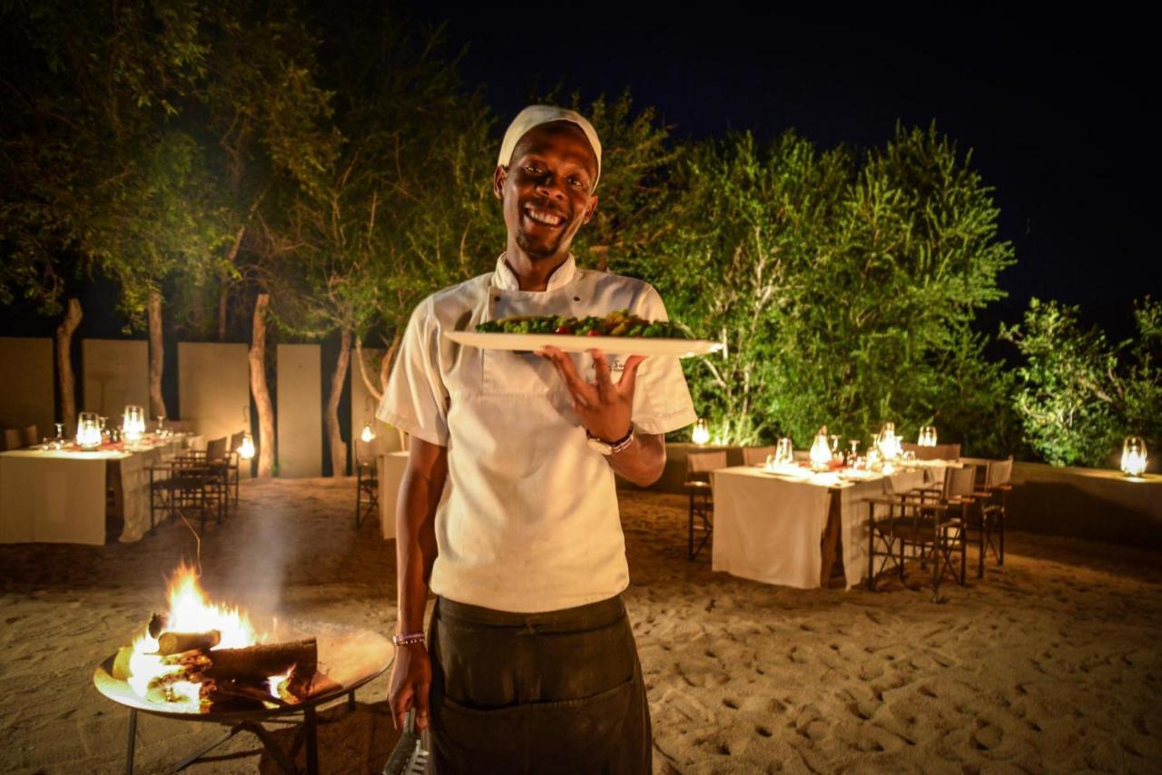 Lion Sands - Tinga Lodge スククザ エクステリア 写真